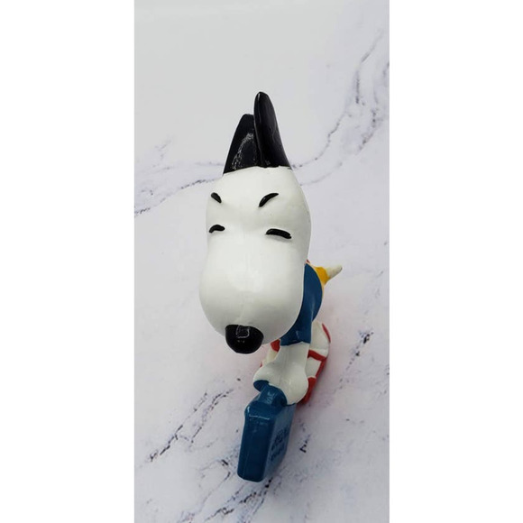 Snoopy Roller Skating with Briefcase Peanuts Toy Figurine - Picture 6 of 8